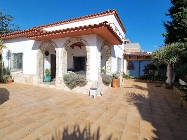 Chalet en venta en Baix Llobregat, Catalunya