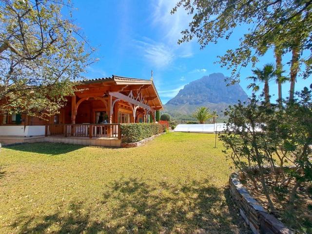 Chalet en venta en la Marina Baixa, Valencia