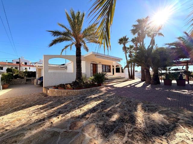 Chalet en venta en la Marina Baixa, Valencia