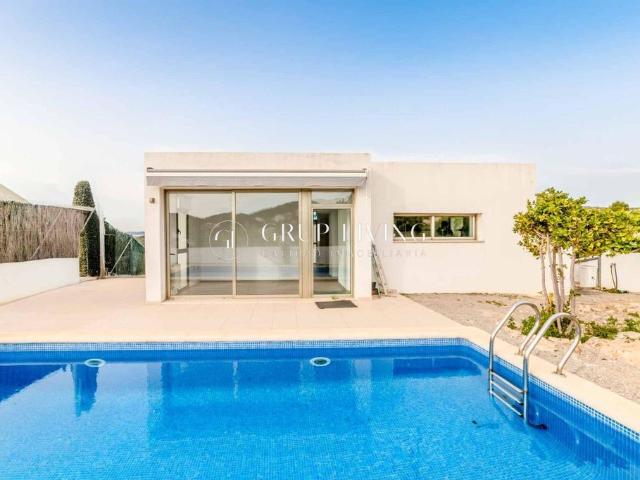 Chalet en alquiler en Terramar, Garraf