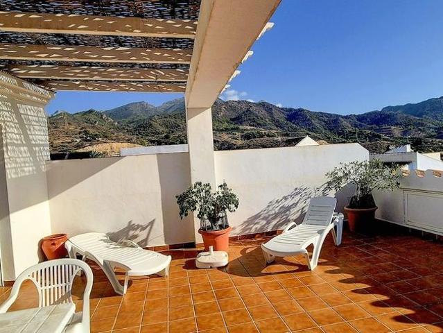 Chalet en venta en Maro, La Axarquía