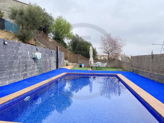 Chalet en venta en Terrassa, les Martines