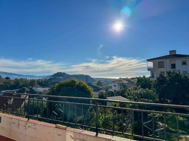 Chalet en venta en Caleta-La Guardia, Salobreña