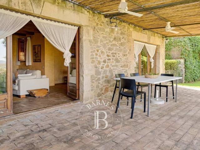 Chalet en venta en Castell d'Empordà, Baix Empordà