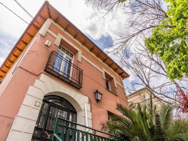 Villa en venta en Madrid