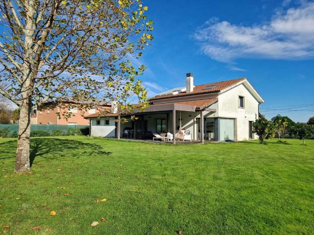 Chalet en venta en San Domingo, Santiago