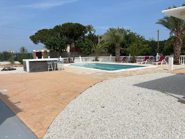 Chalet en venta en Jubalcoi, el Baix Vinalopó