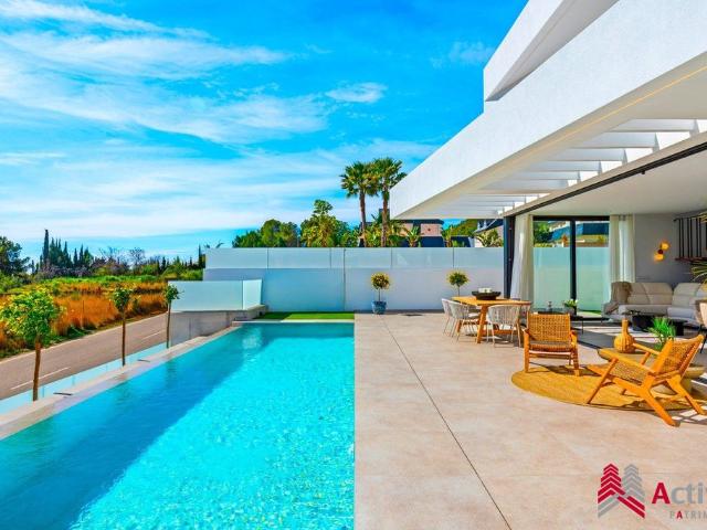 Chalet en venta en la Marina Baixa, Valencia