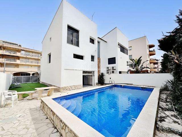 Chalet en venta en Alt Empordà, Catalunya