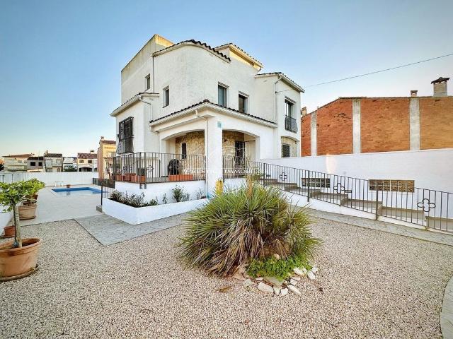 Chalet en venta en Alt Empordà, Catalunya