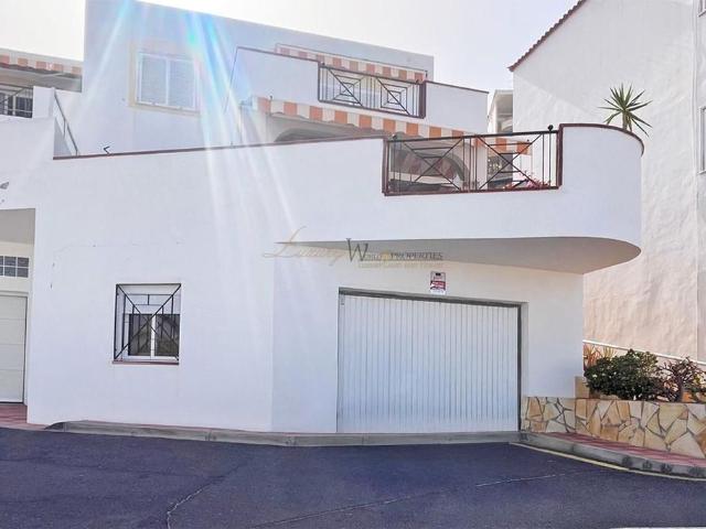 Chalet en venta en Miraverde, Adeje