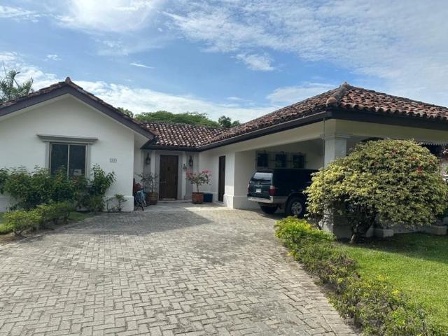Vivienda de alto standing de 287 m2 Buena Ventura, Antón, Distrito de Antón, Provincia de Coclé
