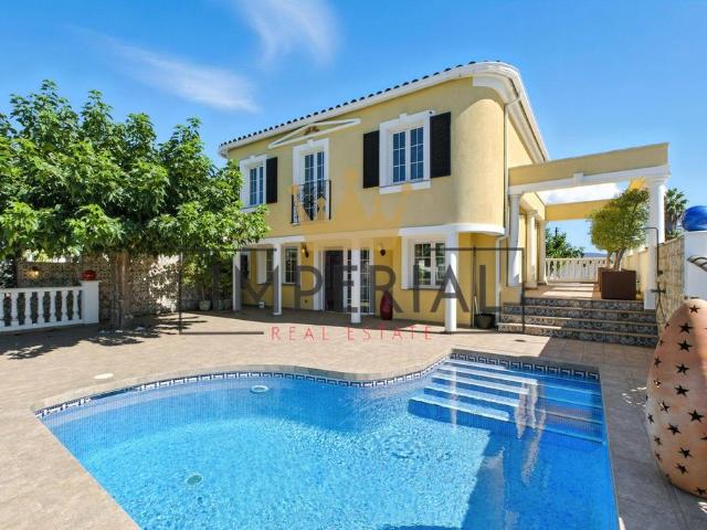 Chalet en venta en Yunclillos, Castilla-La Mancha