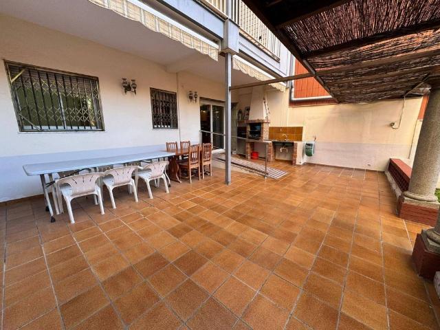 Chalet en venta en Almeda, Baix Llobregat