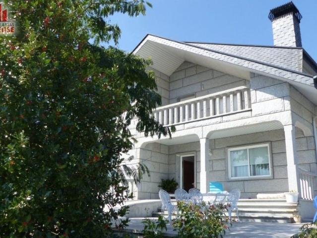 Chalet en venta en Piñor, Ourense