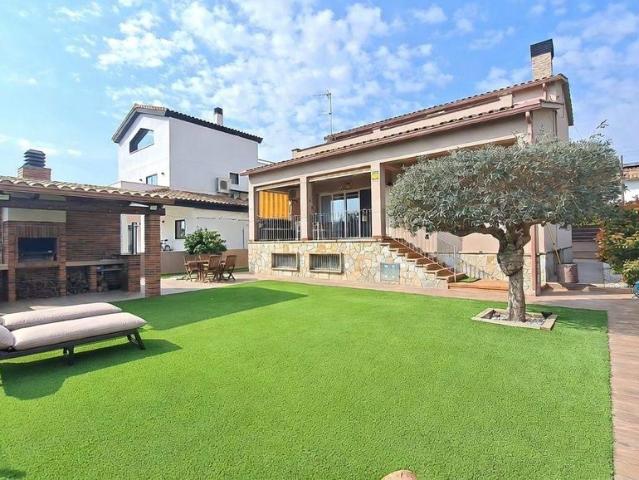 Chalet en venta en Can Vilalba, Baix Llobregat
