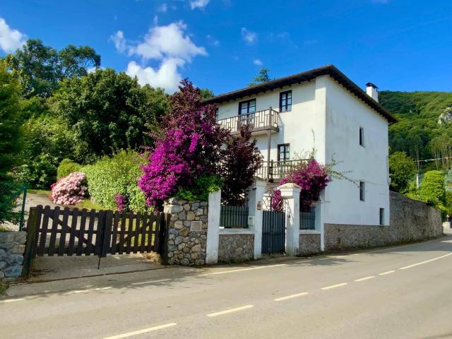 Chalet en venta en Castillo Siete Villas, Arnuero