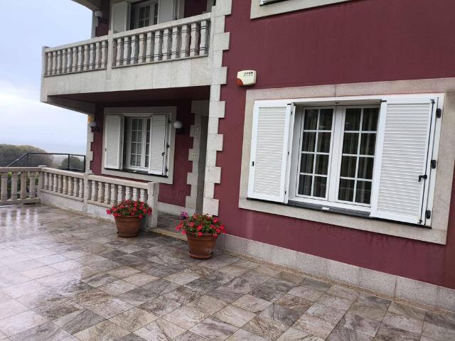 Chalet en venta en Vilela, Bergantiños