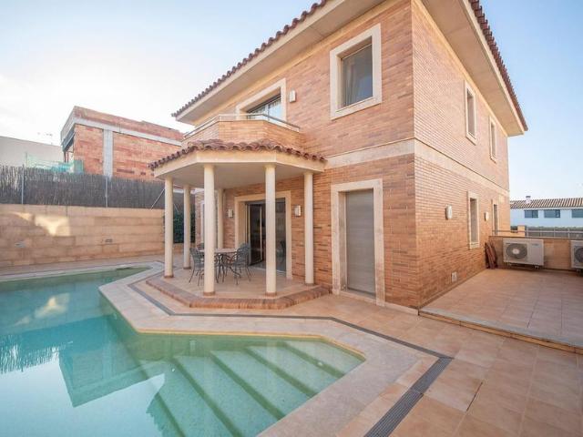 Chalet en venta en Sant Julià, Alt Penedès