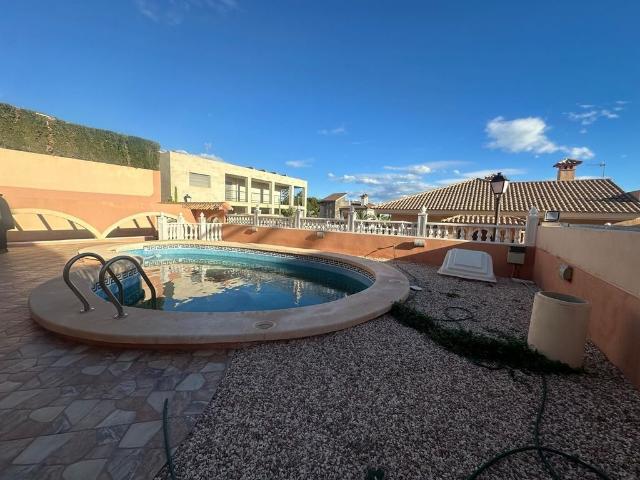 Villa en alquiler en Mazarrón, Bolnuevo