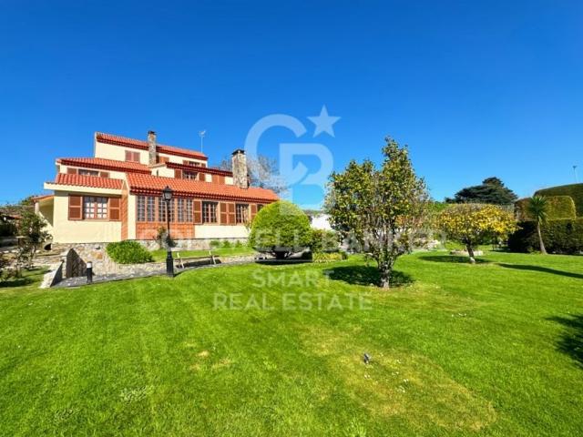 Chalet en venta en Oleiros, A Coruña