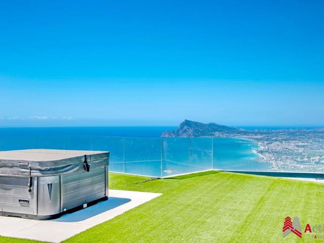 Chalet en venta en la Marina Baixa, Valencia