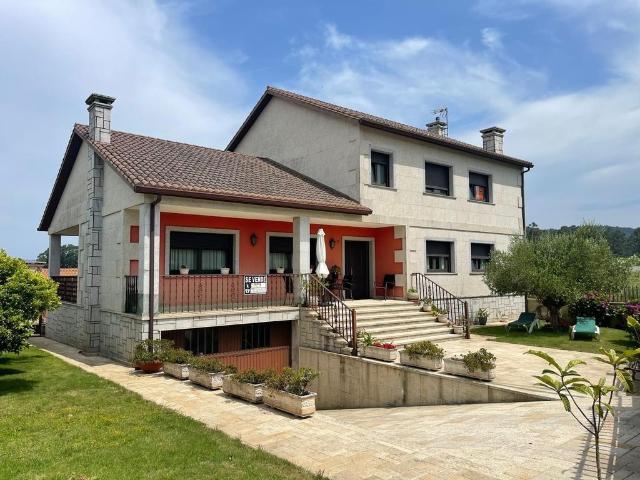 Chalet en venta en Vilagarcía de Arousa, O Salnés