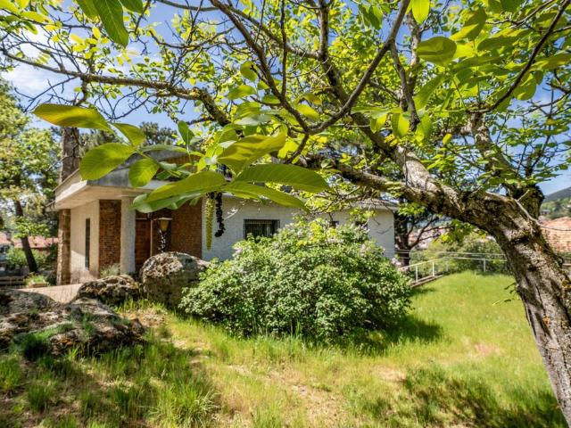 Chalet en venta en Cercedilla, Madrid