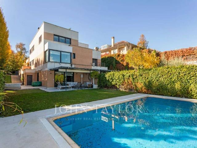 Chalet en venta en Medina-sidonia, Madrid