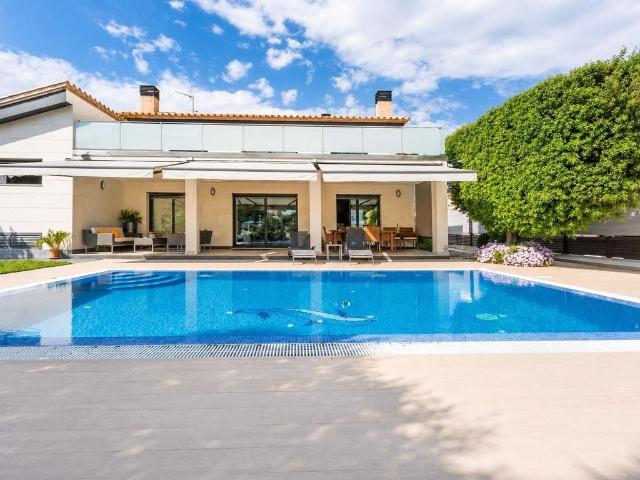 Chalet en venta en Santa Margarida, Alt Empordà