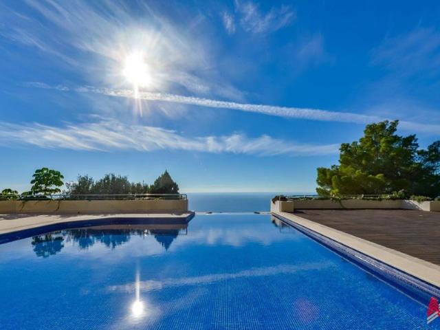 Chalet en venta en la Marina Baixa, Valencia