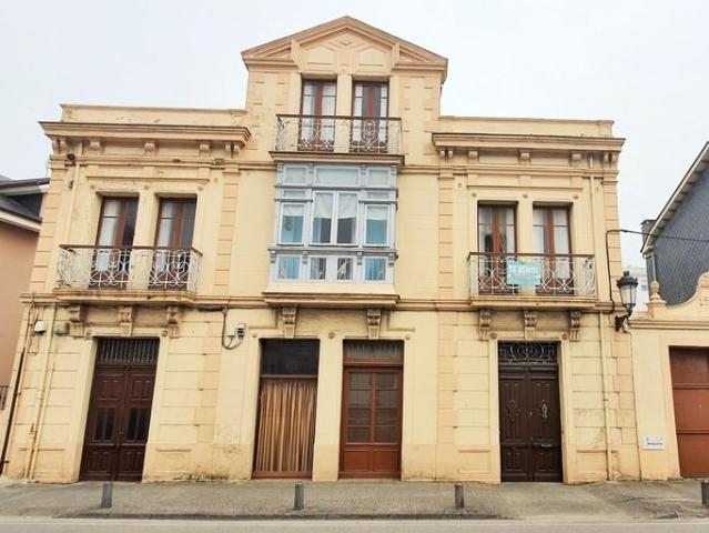 Villa en venta en Tapia De Casariego, El Viso