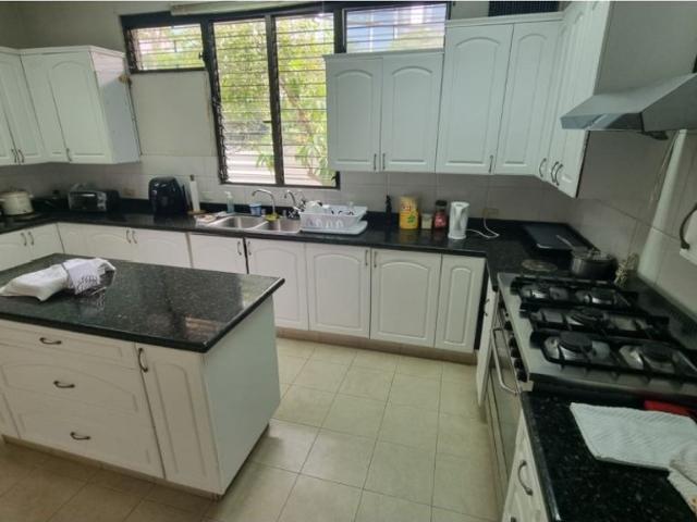 Casa venta en Colón