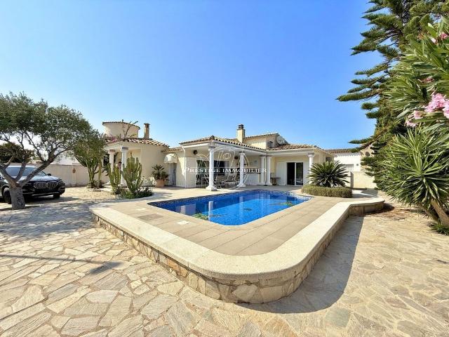Chalet en venta en Alt Empordà, Catalunya