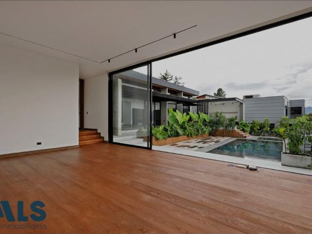 Vivienda de alto standing en venta El Bagre, Departamento de Antioquia