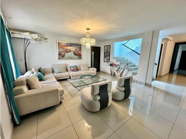 Casa venta en El Carmen, Bella Vista