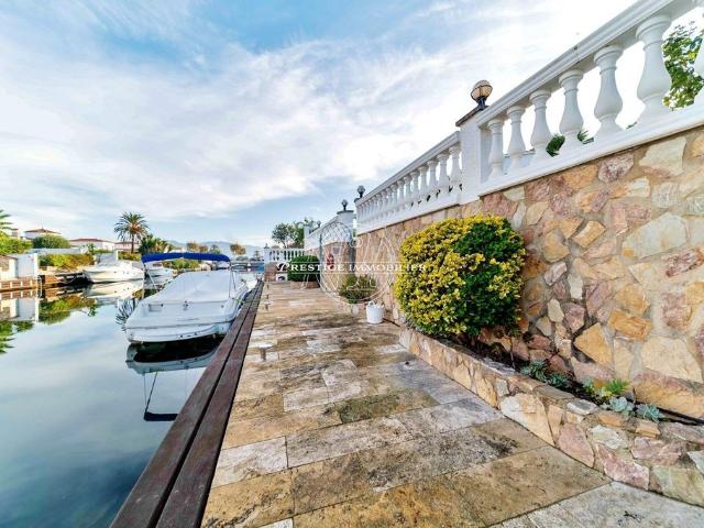 Chalet en venta en Empuriabrava, Alt Empordà