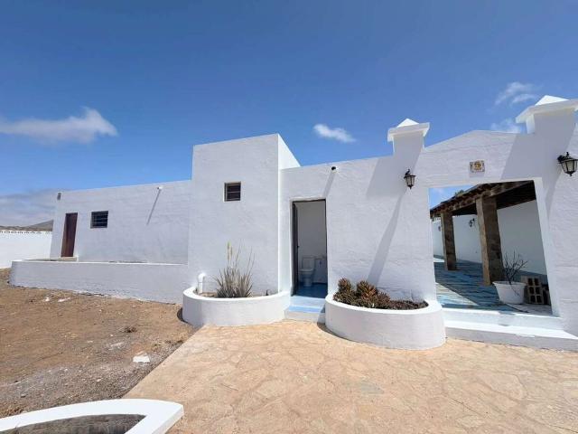 Chalet en venta en San Bartolomé, Canarias