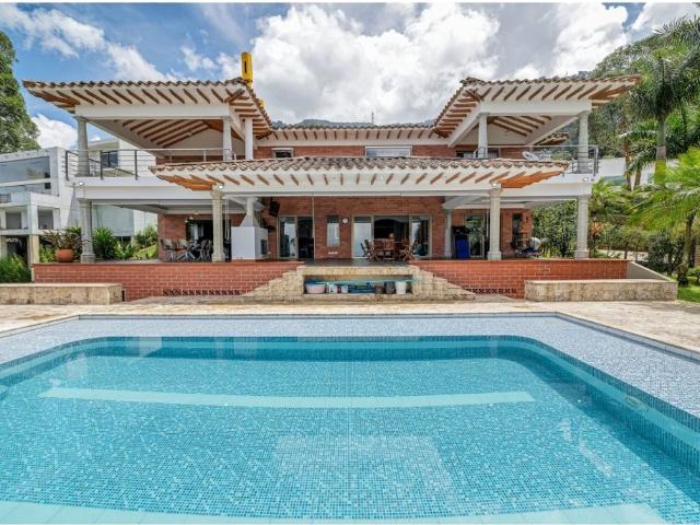 Casa en venta en Antioquia, Valle de Aburrá