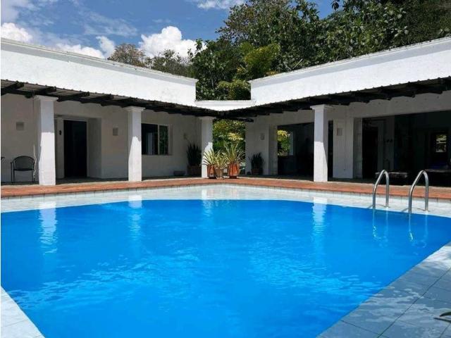 Casa en venta en Medellín, Valle de Aburrá