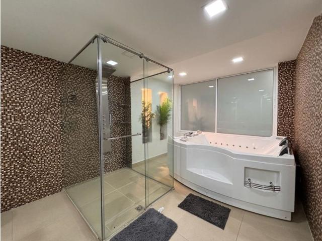 Vivienda de alto standing en venta Medellín, Departamento de Antioquia