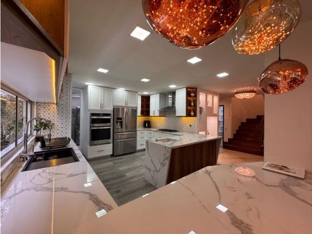 Vivienda de alto standing en venta Medellín, Departamento de Antioquia