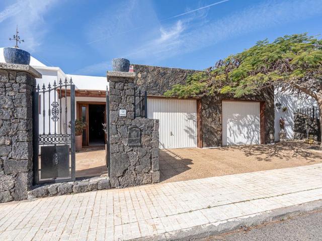 Chalet en venta en Urbanización Playa del Cable, Arrecife