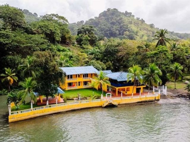 Casa venta en Portobelo, Colón