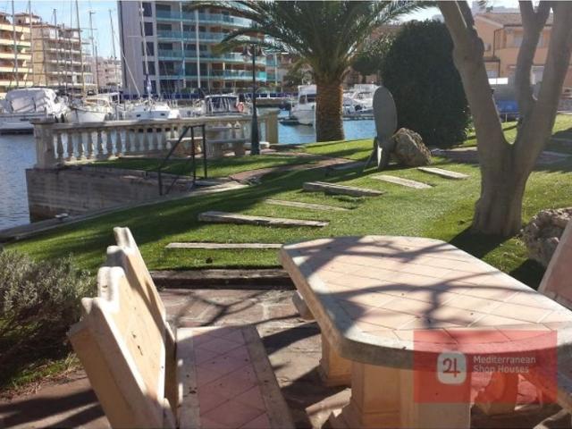 Chalet en venta en Santa Margarida, Alt Empordà