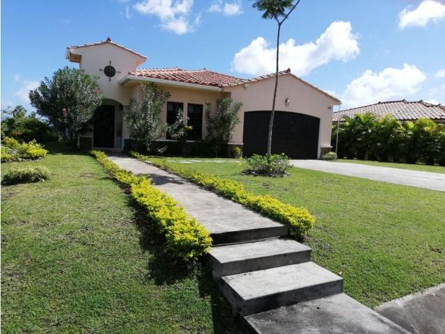 Casa venta en San Carlos