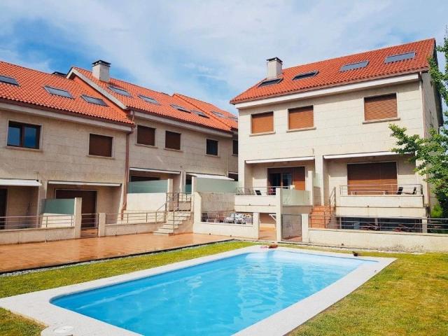 Chalet en venta en O Salnés, Galicia