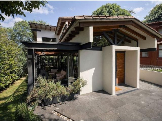 Edificio en venta en Valle De Bravo, Estado de México
