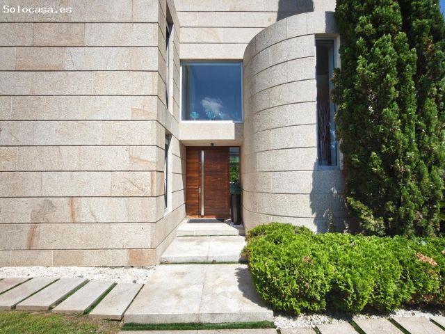 Casa en venta en Ames, Santiago