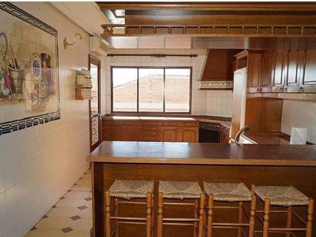 Casa en alquiler en Baena, Córdoba